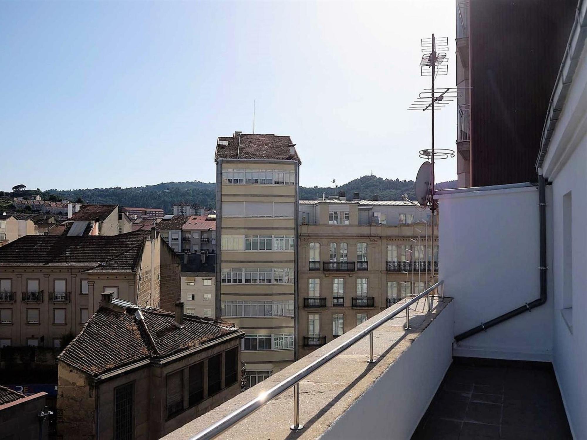Charming Apartment In Ourense Overlooking The City Zewnętrze zdjęcie